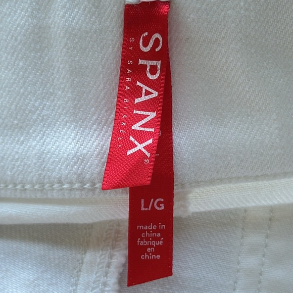 SPANX Distressed Skinny Jeans - Picture 13 of 15